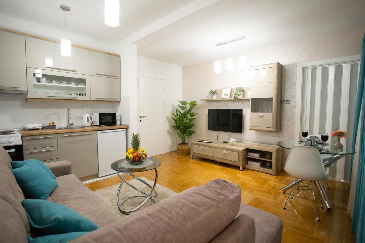 Apartman Sunset Sremska Mitrovica Esterno foto
